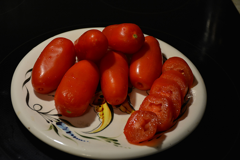 Health Kick Tomato (Solanum lycopersicum 'Health Kick') at Platt Hill Nursery
